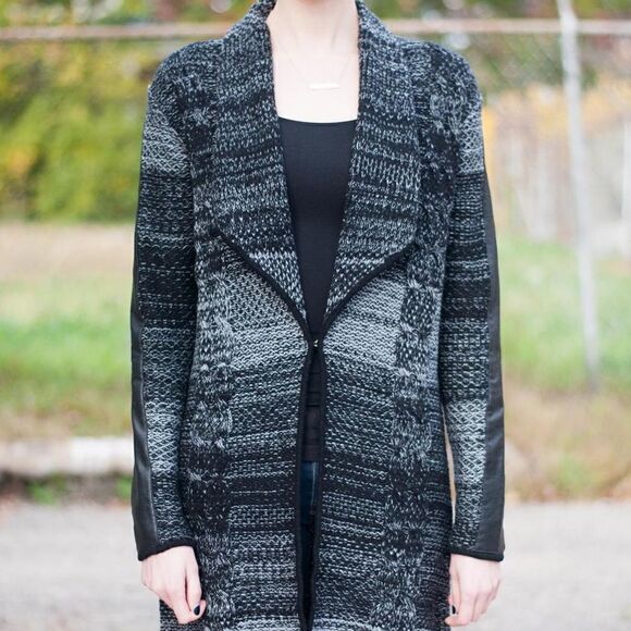 🔥emu🔥 | Dark 100% Merino Wool Knit Sarina Cardigan  Sweater - Picture 2 of 16